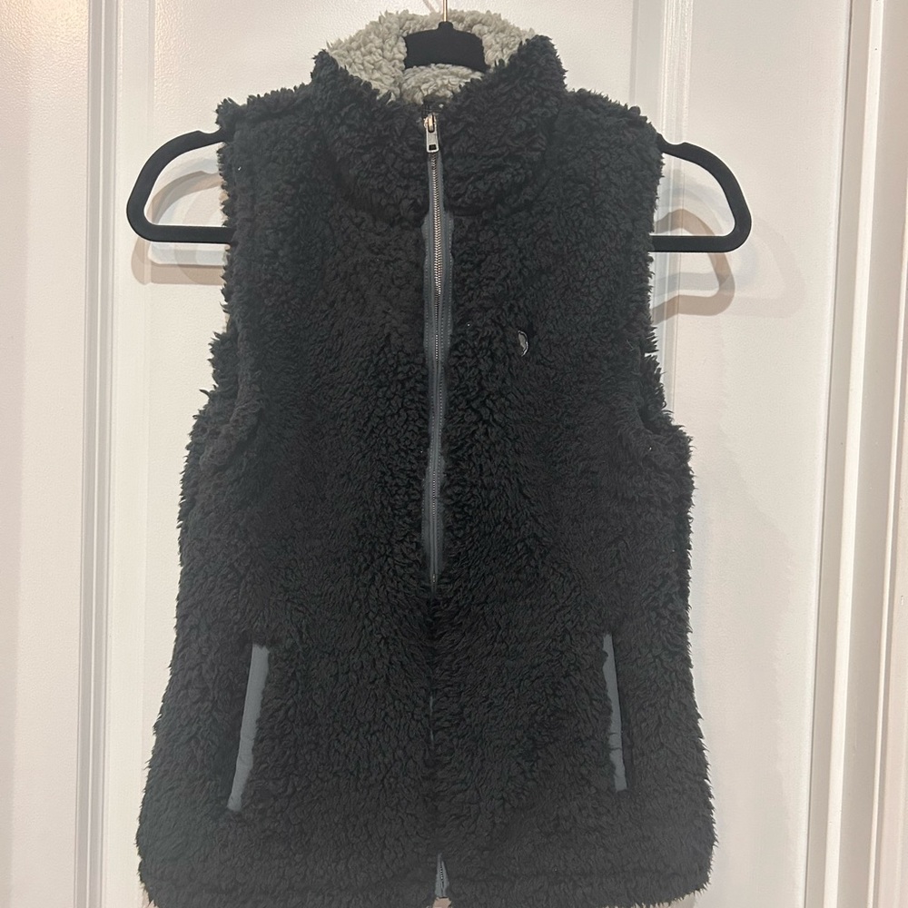 Southern Shirt Black Sherpa Fleece Vest